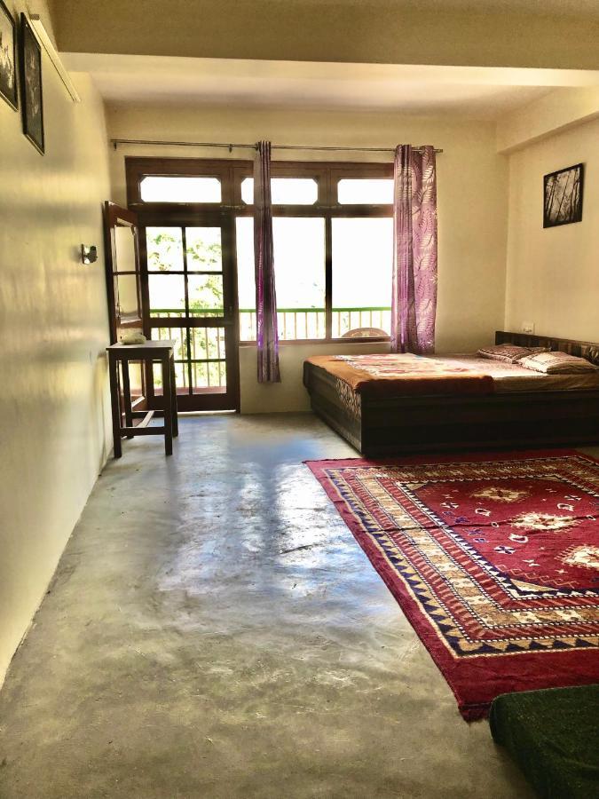دارامشالا Amidst Home Stay المظهر الخارجي الصورة
